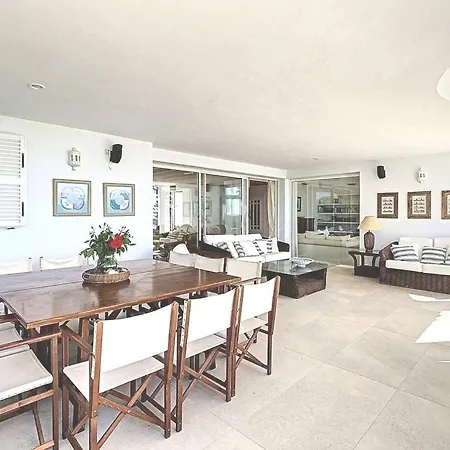 Spacious Villa9 Spectacular View Troquerias
